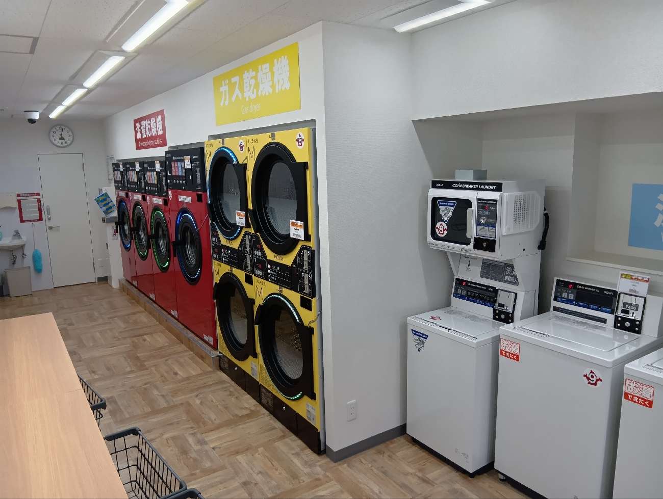 コインランドリー/ピエロ 736号 梅島店<br>2025年8月27日（水）OPEN！の写真