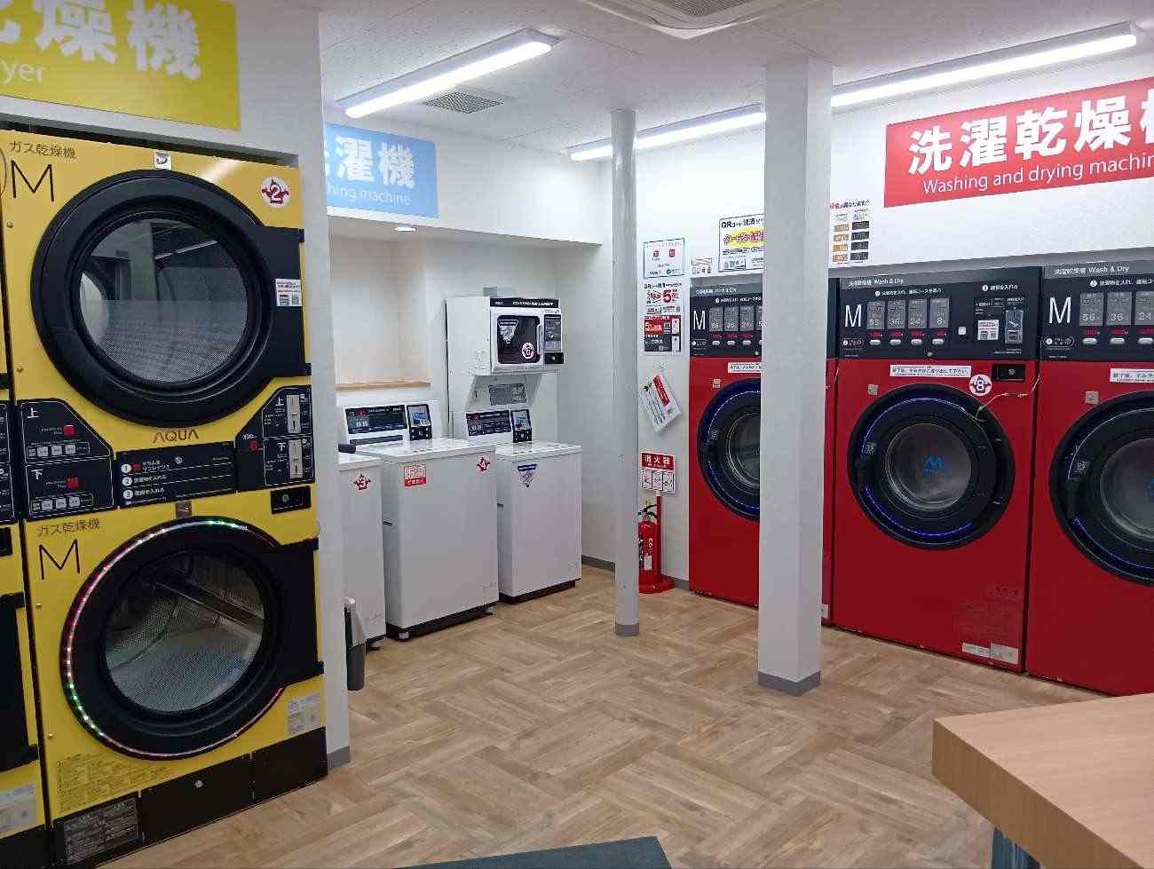 768号 松原岡店の写真